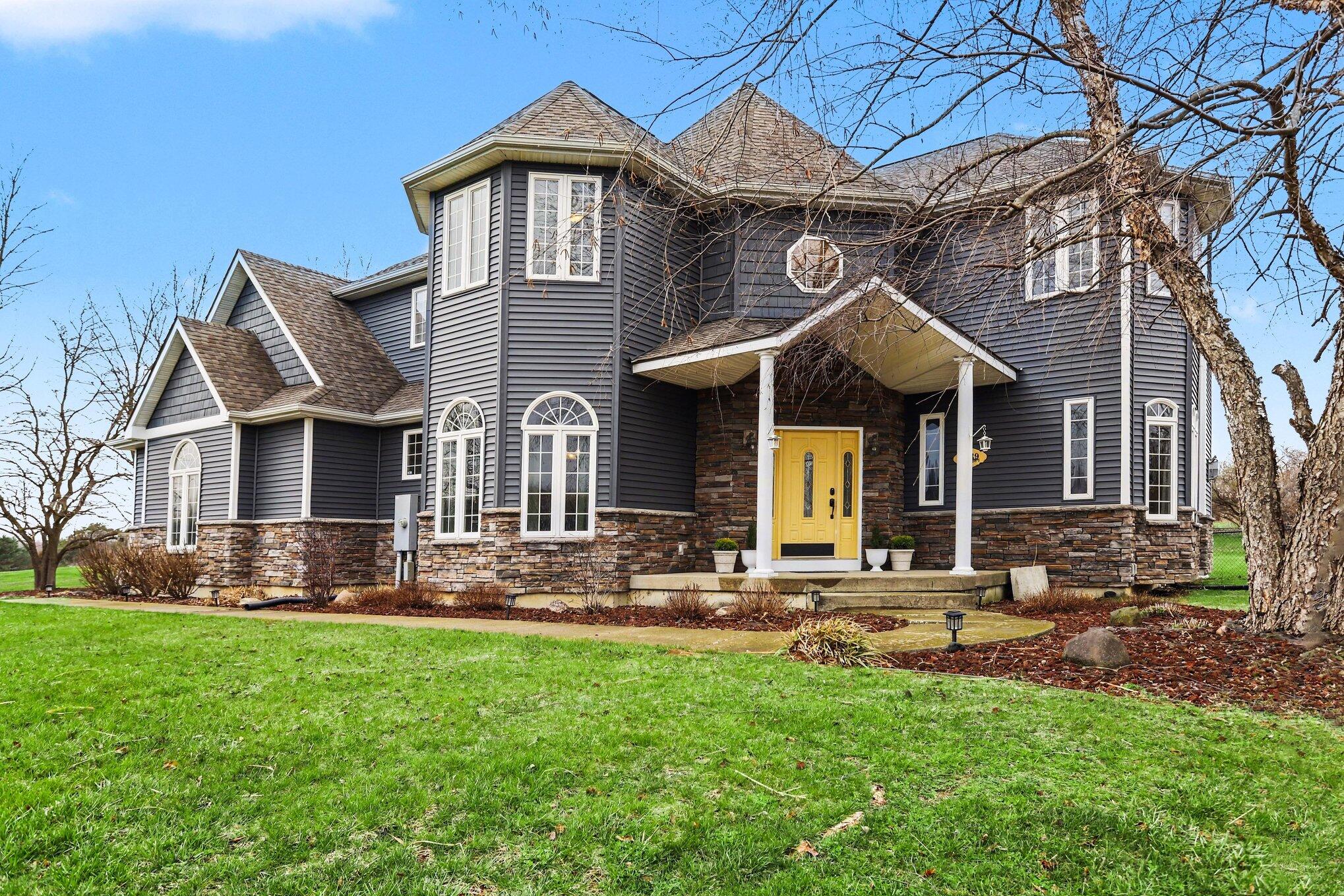 2339 Watkins Road Battle Creek, MI 49015 - Photo 2 of 29 002_file_2449