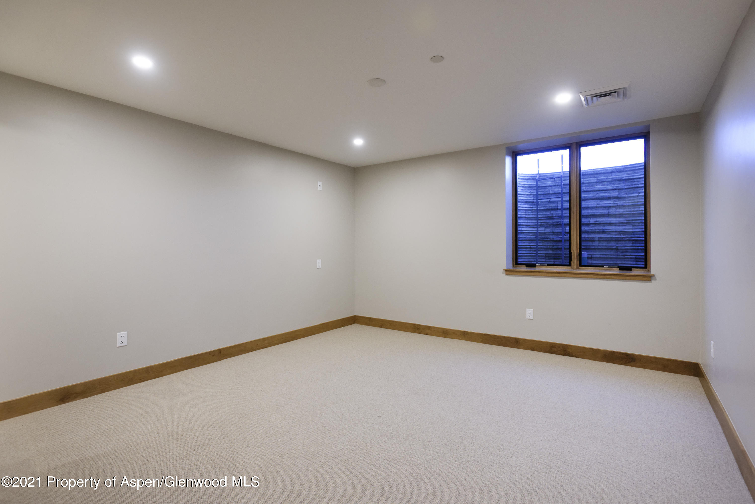 350 Overlook Ridge Basalt, CO 81621 - Photo 26 of 53 an empty room with a window