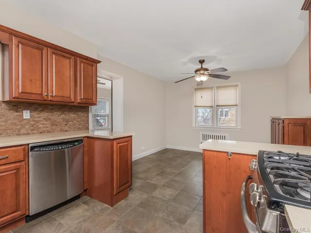 $3,000 | 45 Emerson Street, Yonkers, NY 10704