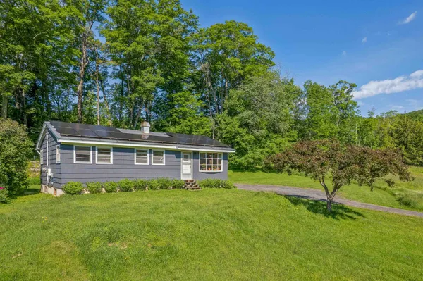 $389,900 | 169 Whitney Hill Road, Tunbridge, VT 05077