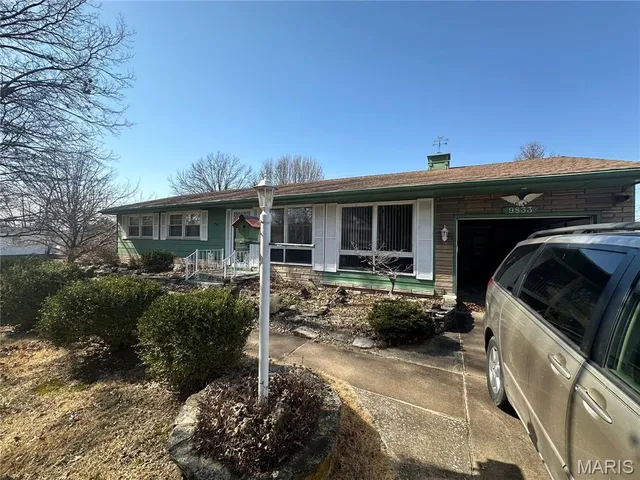 $120,000 | 9833 Gloucester Drive, St. Louis, MO 63137