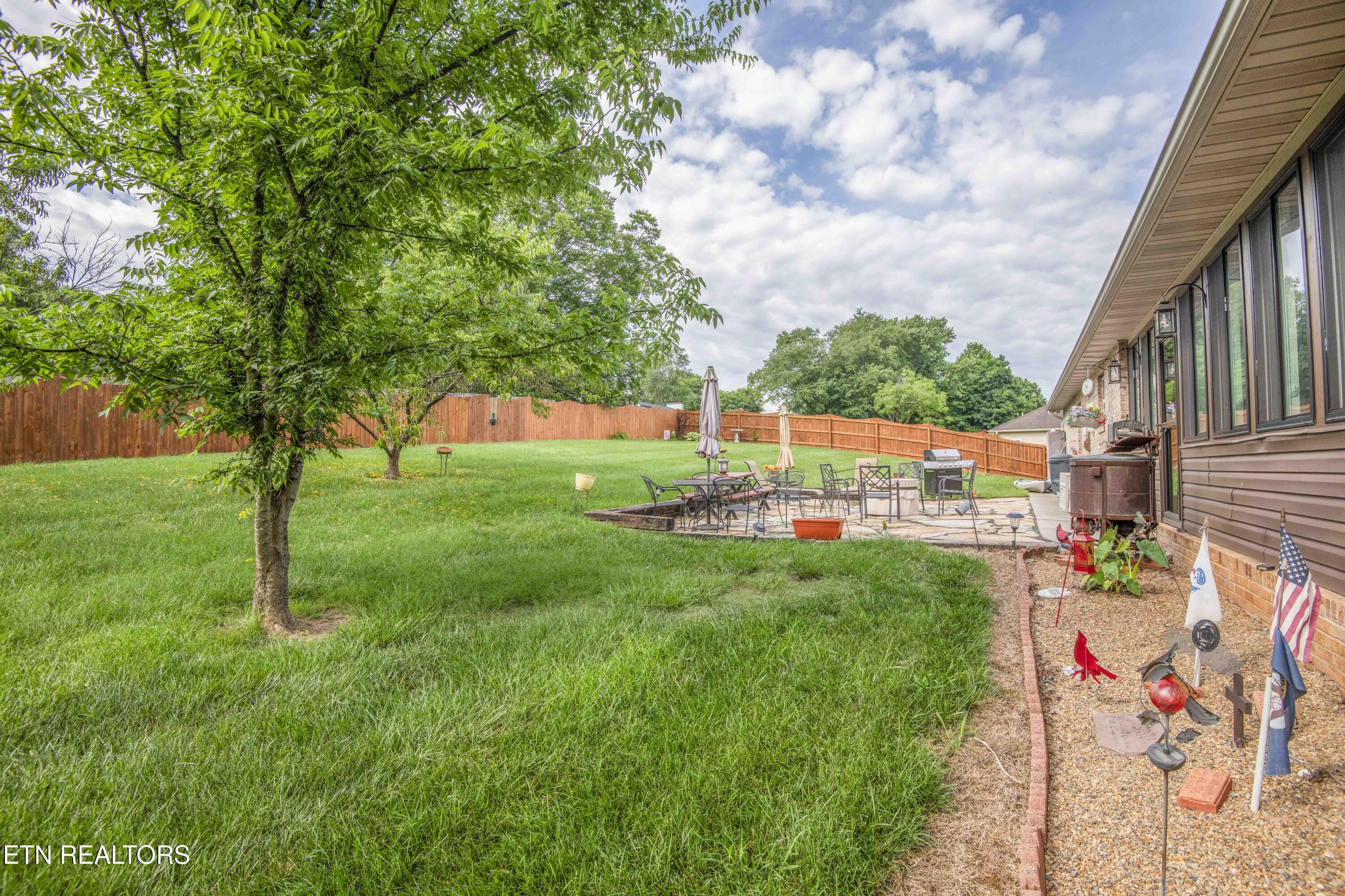 1217 Topside Road Louisville, TN 37777 - Photo 32 of 32 yard_1
