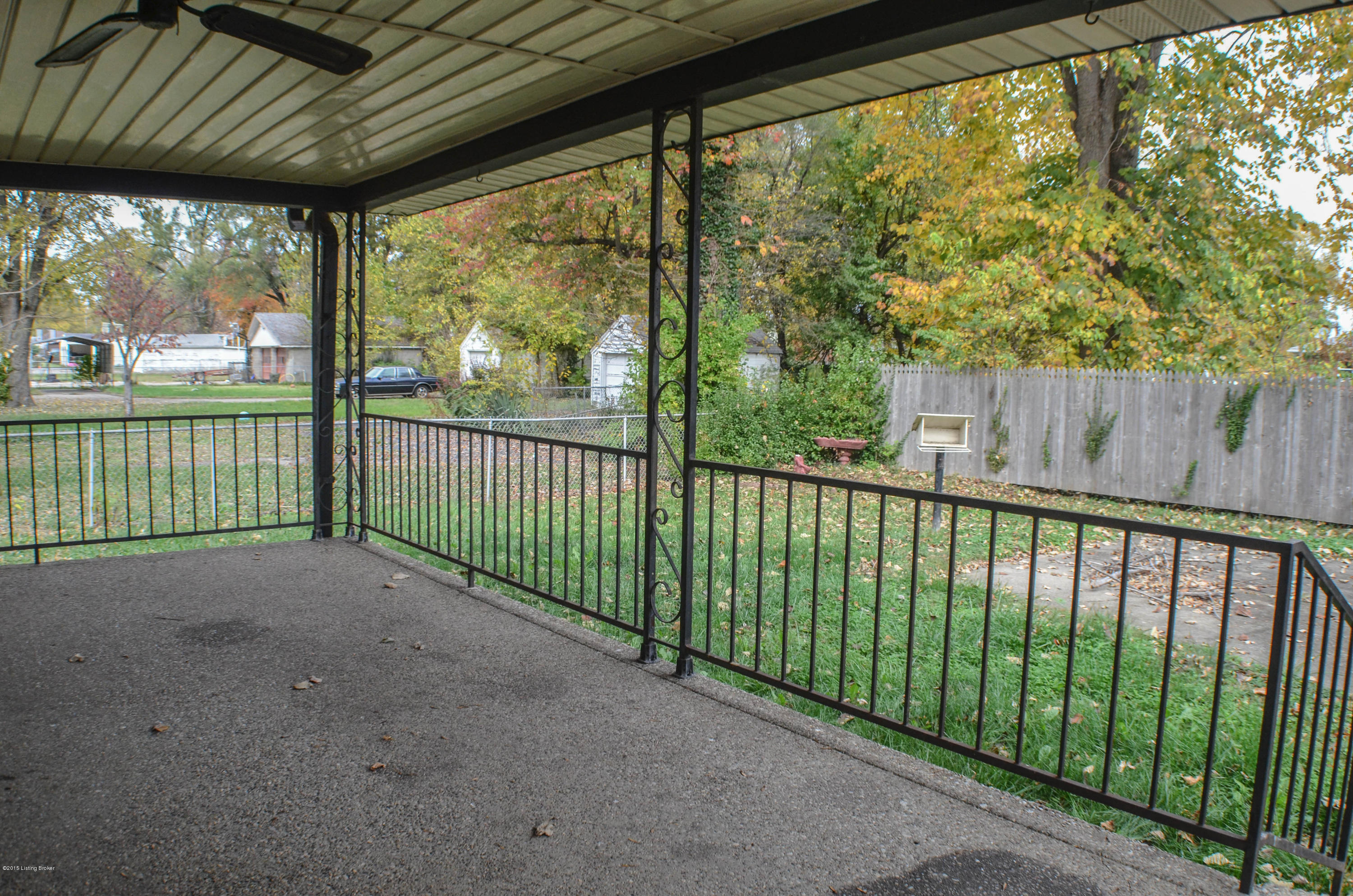 2709 Ralph Avenue Louisville, KY 40216 - Photo 19 of 21 coveredbackporcha
