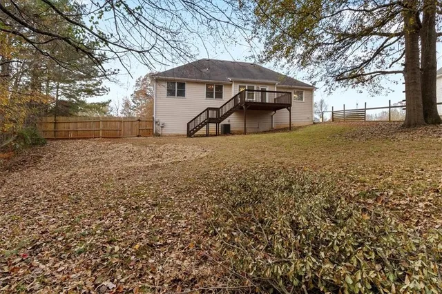 $260,000 | 76 Yellowstone Lane, Powder Springs, GA 30127