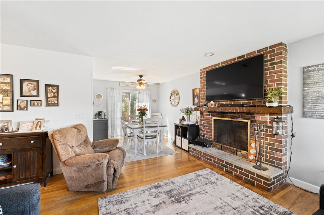 79 Torrey Road Cumberland, RI 02864 - Photo 10 of 48