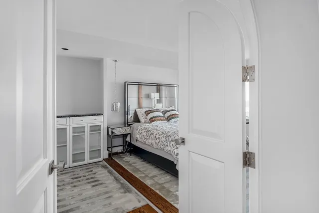 $1,095,000 | 65 East India Row, Unit PHC, Boston, MA 02110