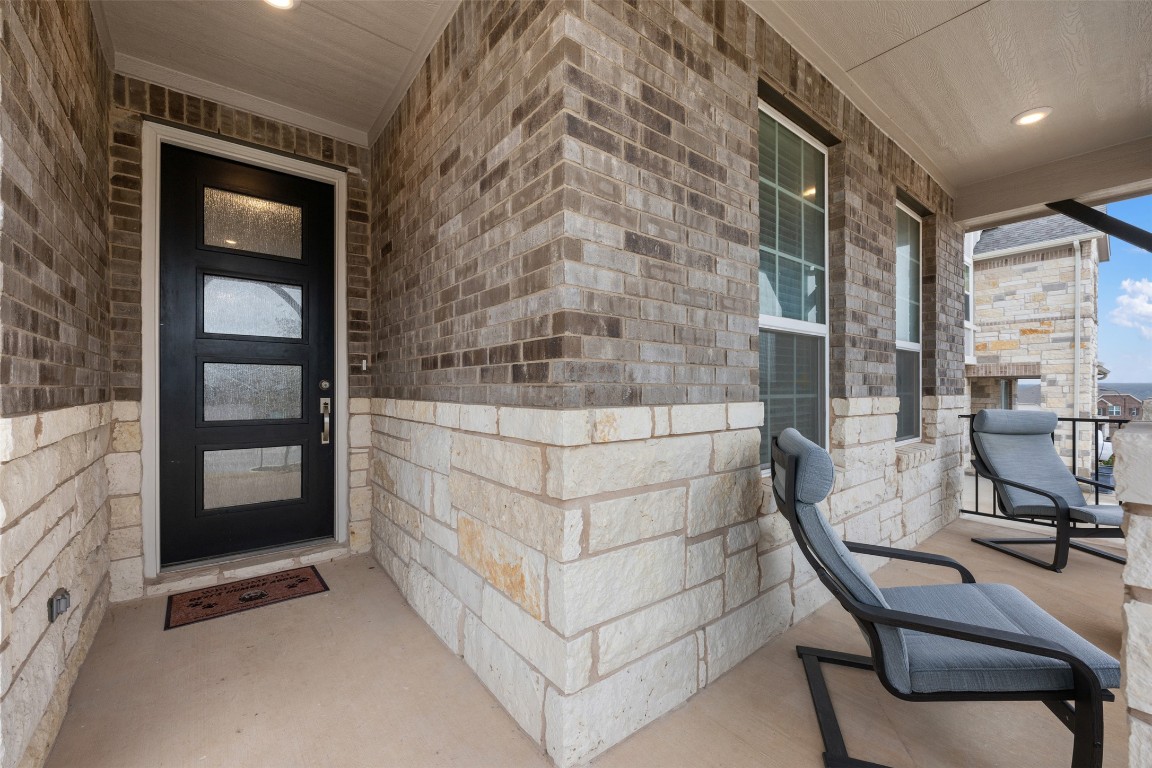 2212 Prairie Oaks Drive Georgetown, TX 78628 - Photo 2 of 39 a view of a livingroom with furniture and staircase