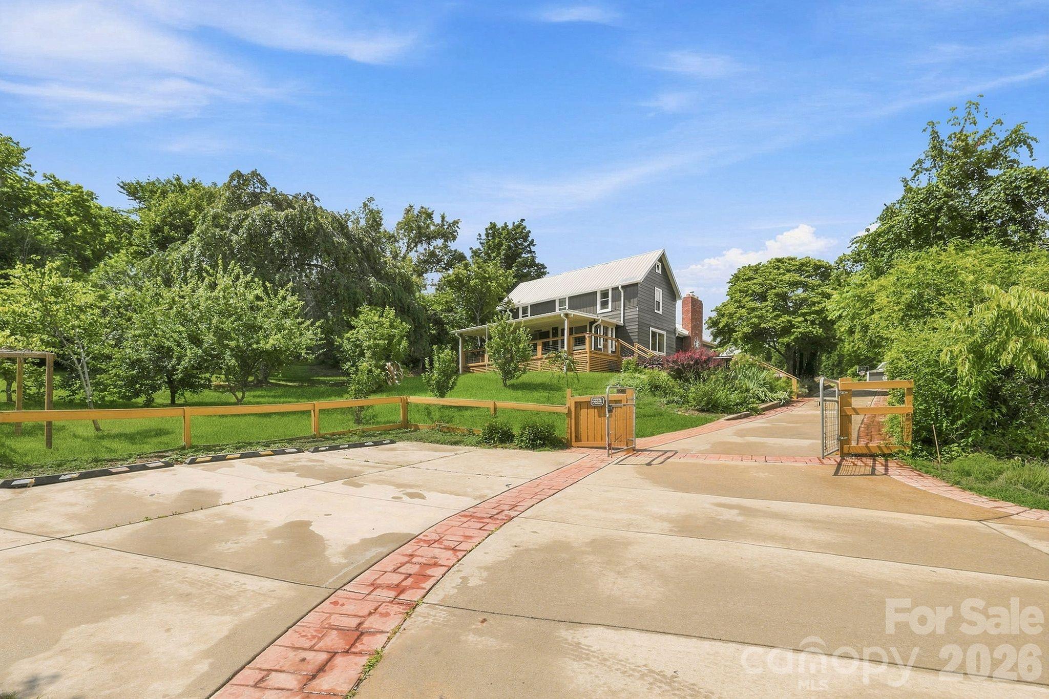 2252 Riceville Road, Unit 1 Asheville, NC 28805 - Photo 41 of 46 Gallery Image 41