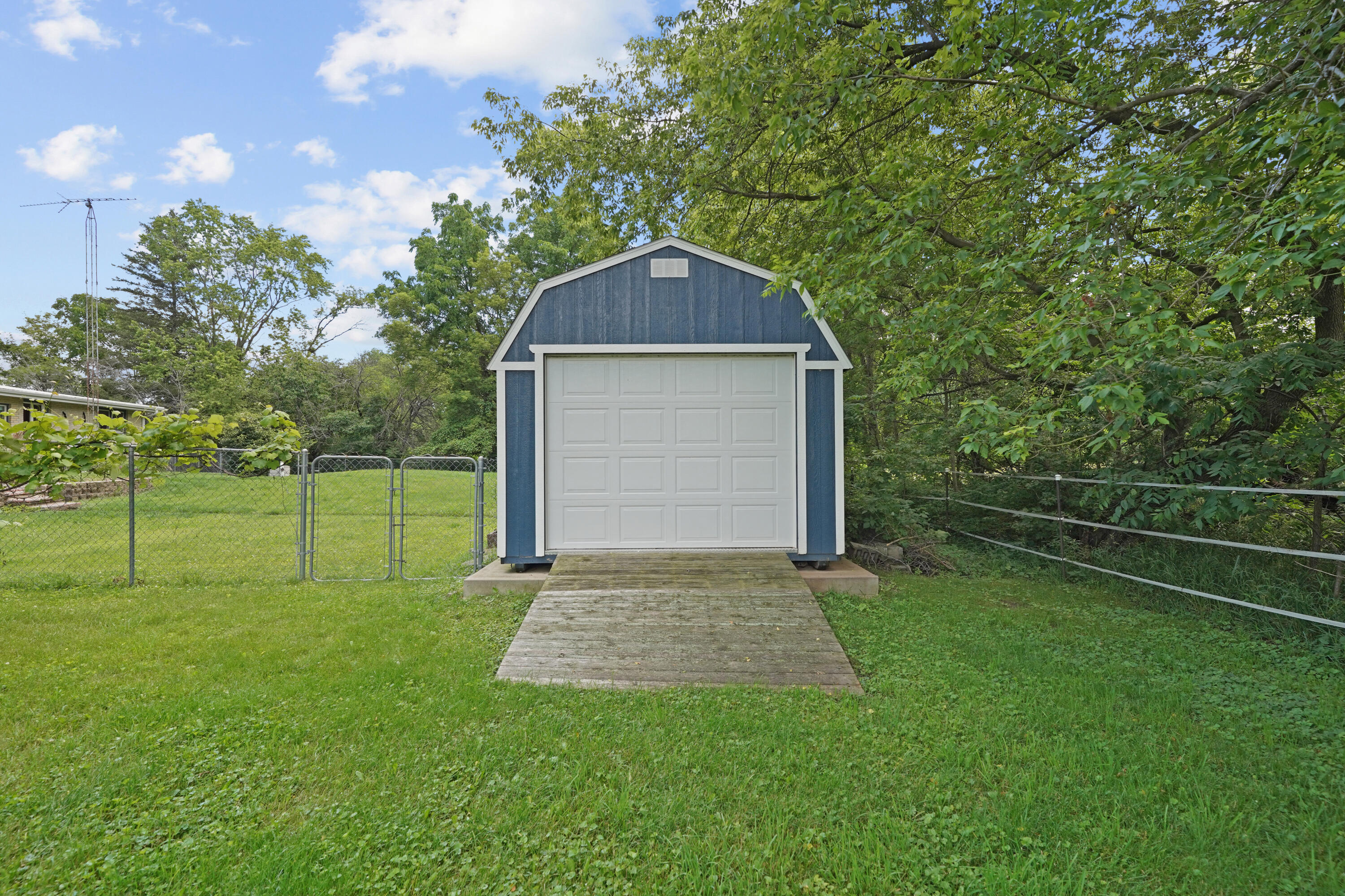 11337 Wilmot Road Pleasant Prairie, WI 53158 - Photo 46 of 47 DSC09458