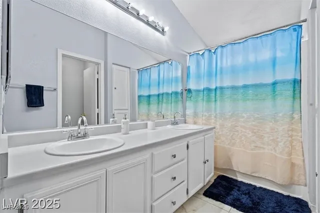 $1,750 | 2419 Country Orchard Street, North Las Vegas, NV 89030