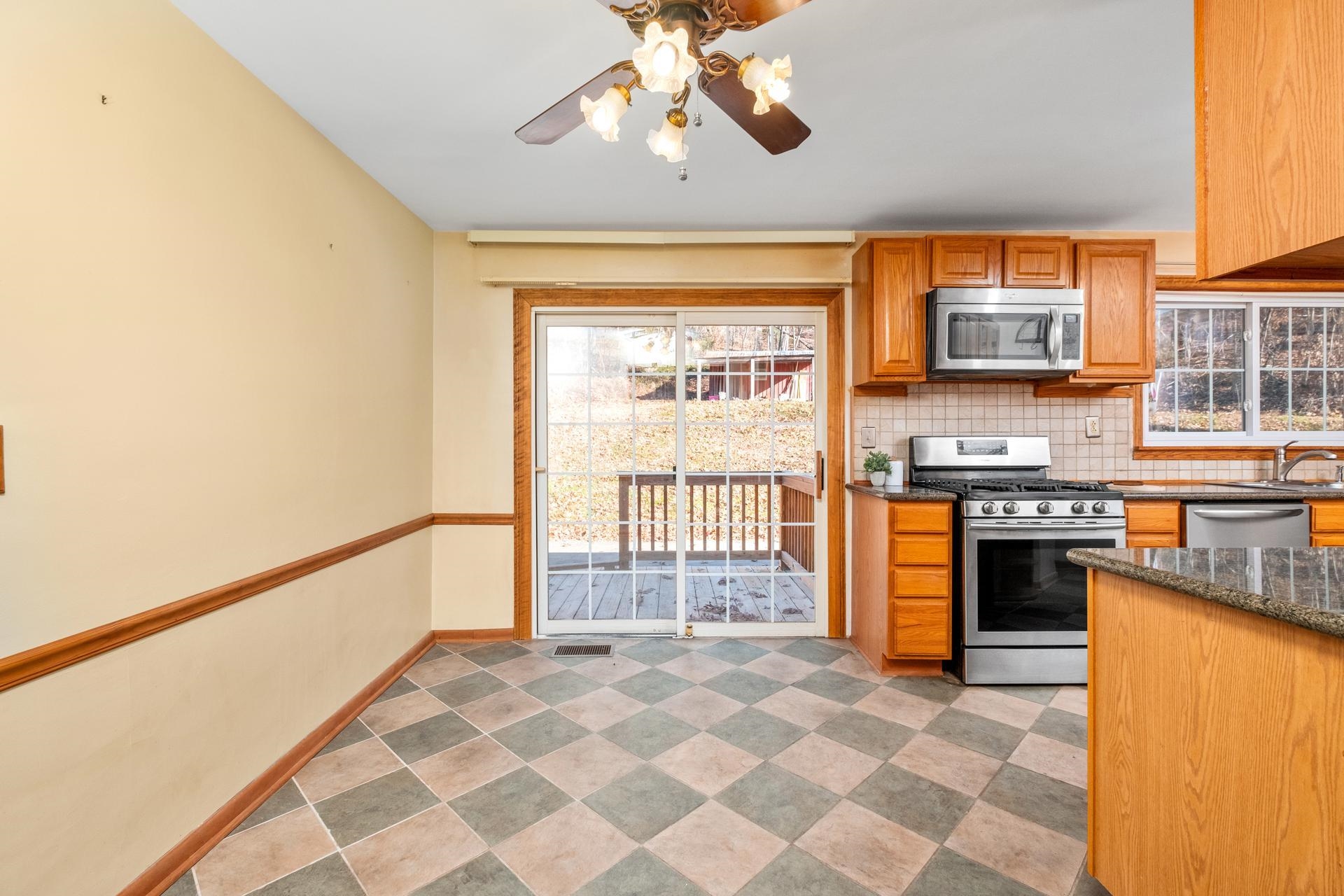 1381 Timber Ridge Road Fairfield, VA 24435 - Photo 13 of 48 Gallery Image 13