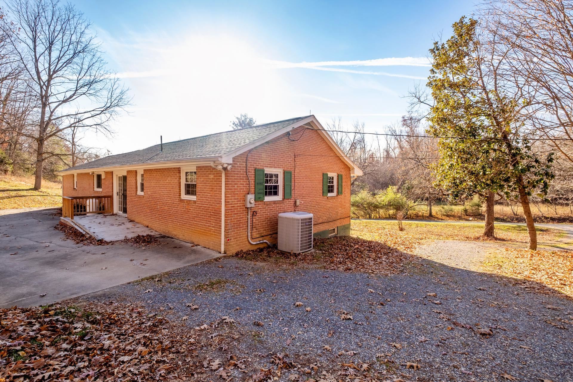 1381 Timber Ridge Road Fairfield, VA 24435 - Photo 38 of 48 Gallery Image 38