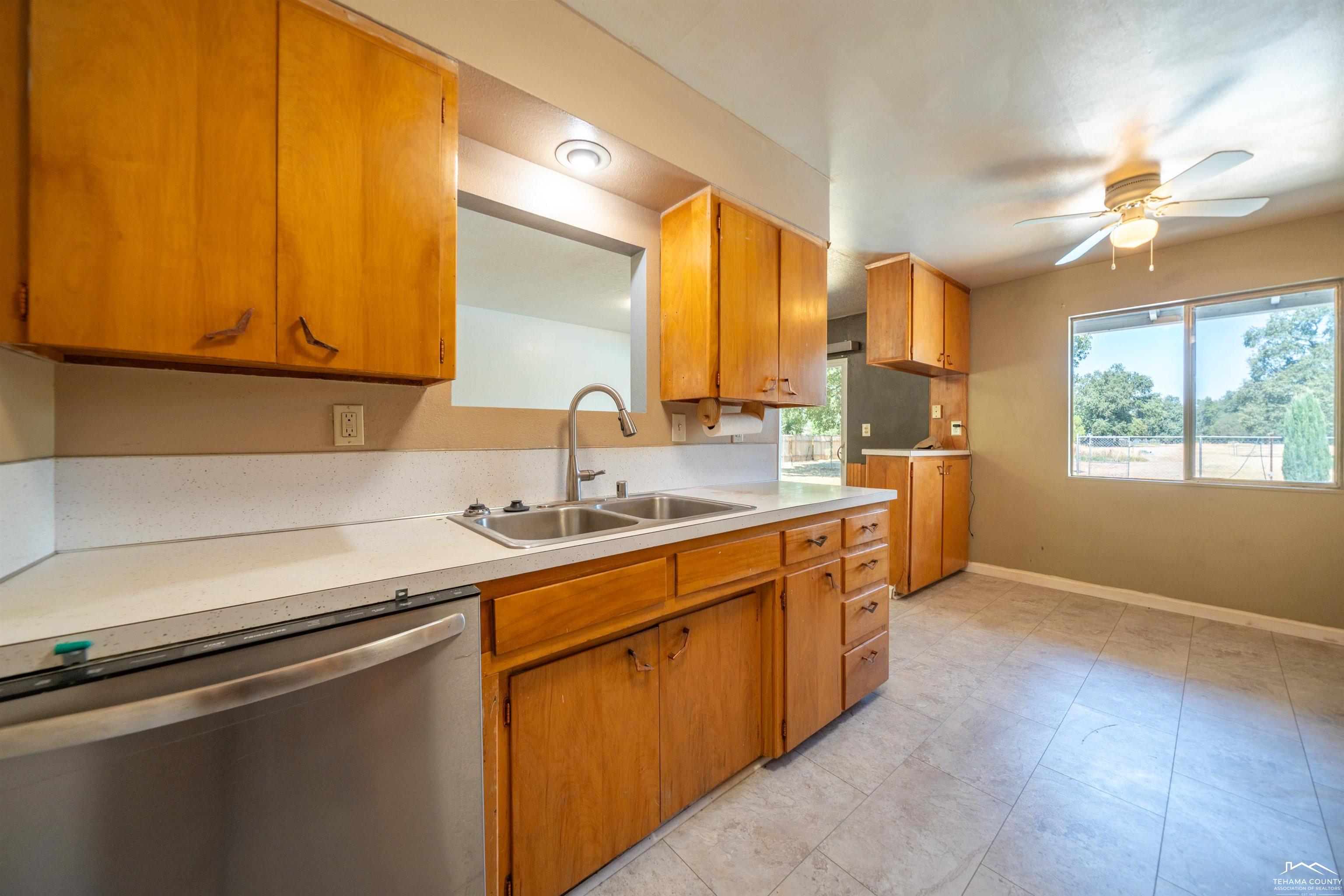 18938 River Ranch Road Anderson, CA 96007 - Photo 11 of 22 Gallery Image 11