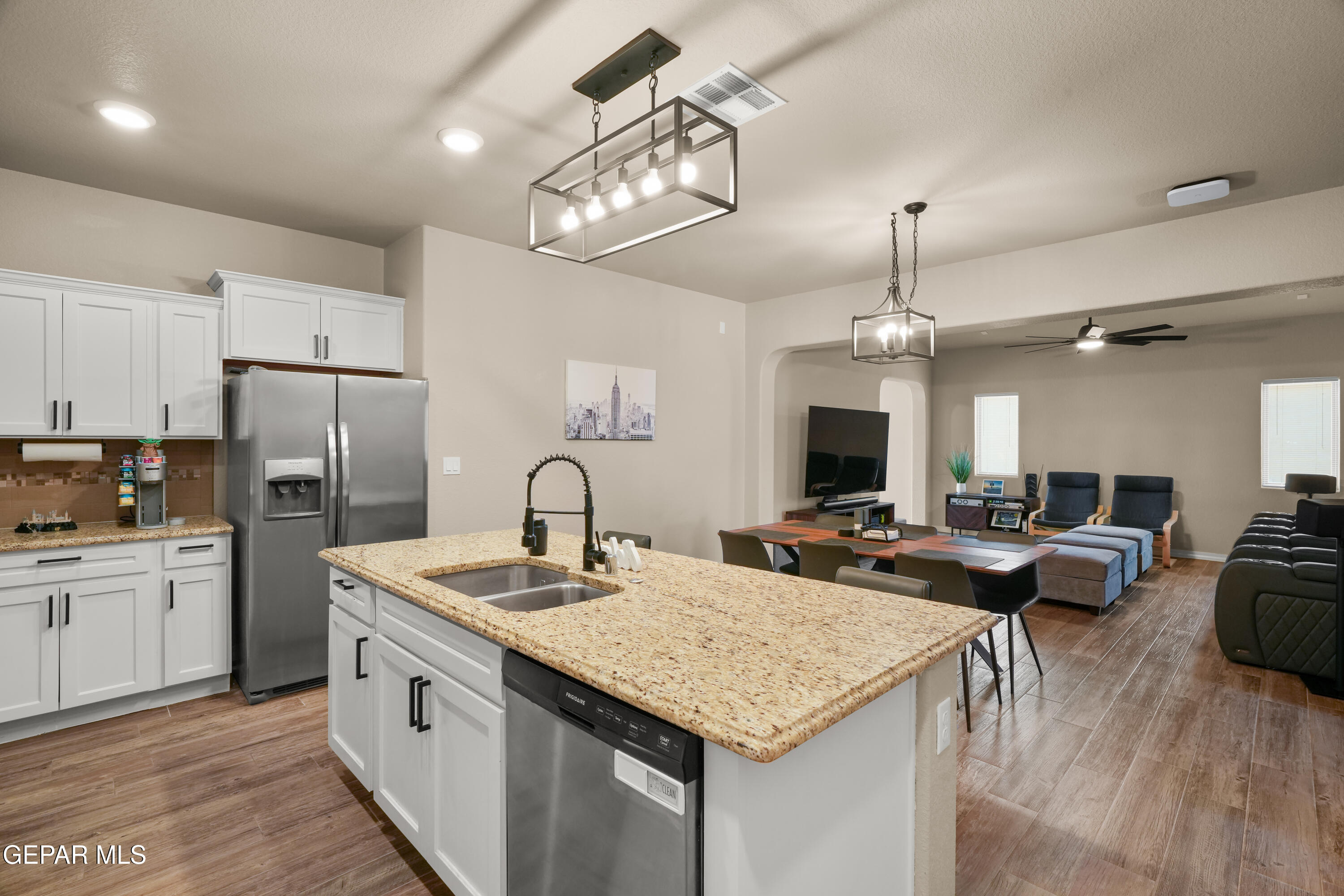 2053 Tim Foster Street El Paso, TX 79938 - Photo 23 of 57 2053 Tim Foster St-17