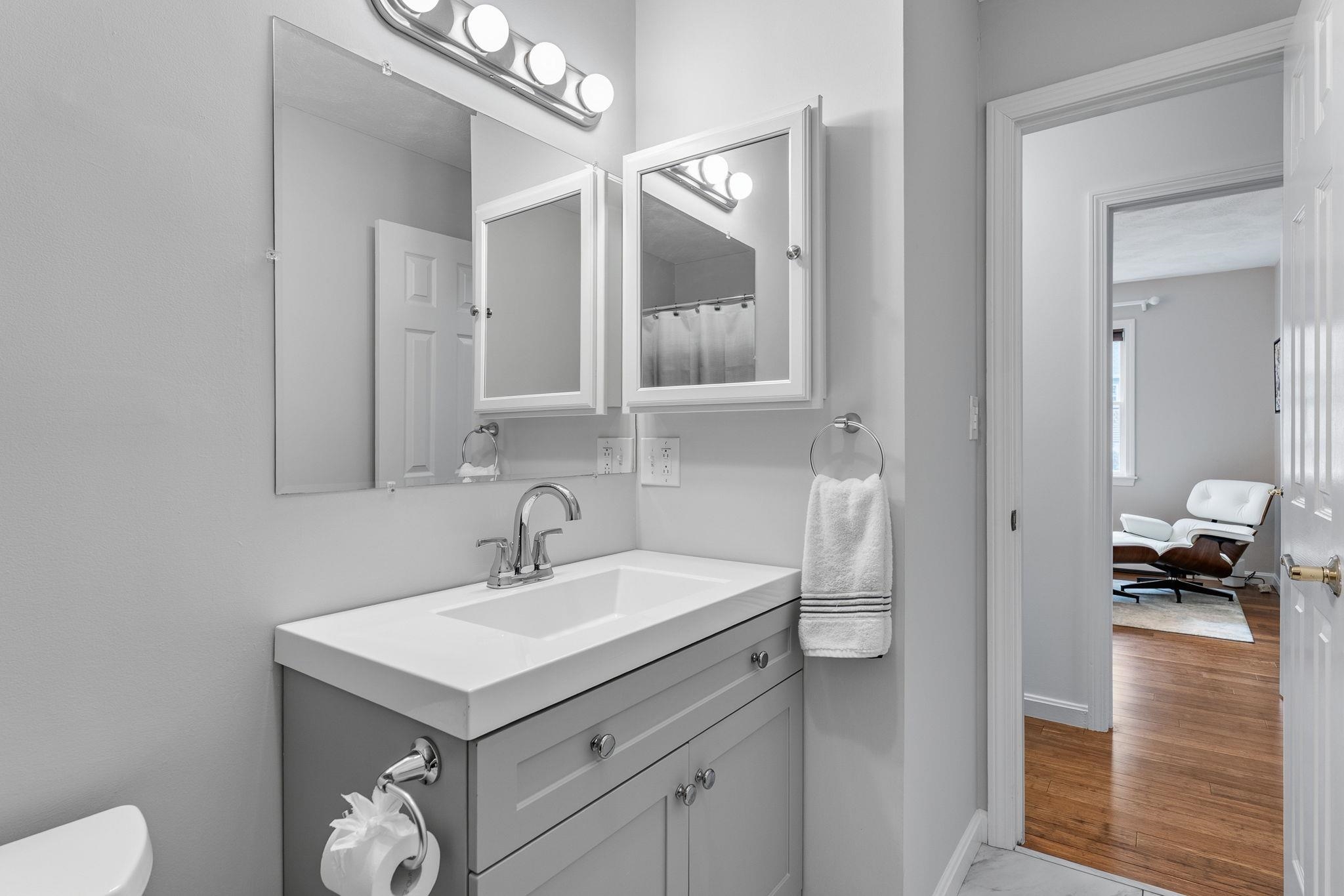 25 Pinewood Village Road, Unit 25 Lebanon, NH 03784 - Photo 13 of 22