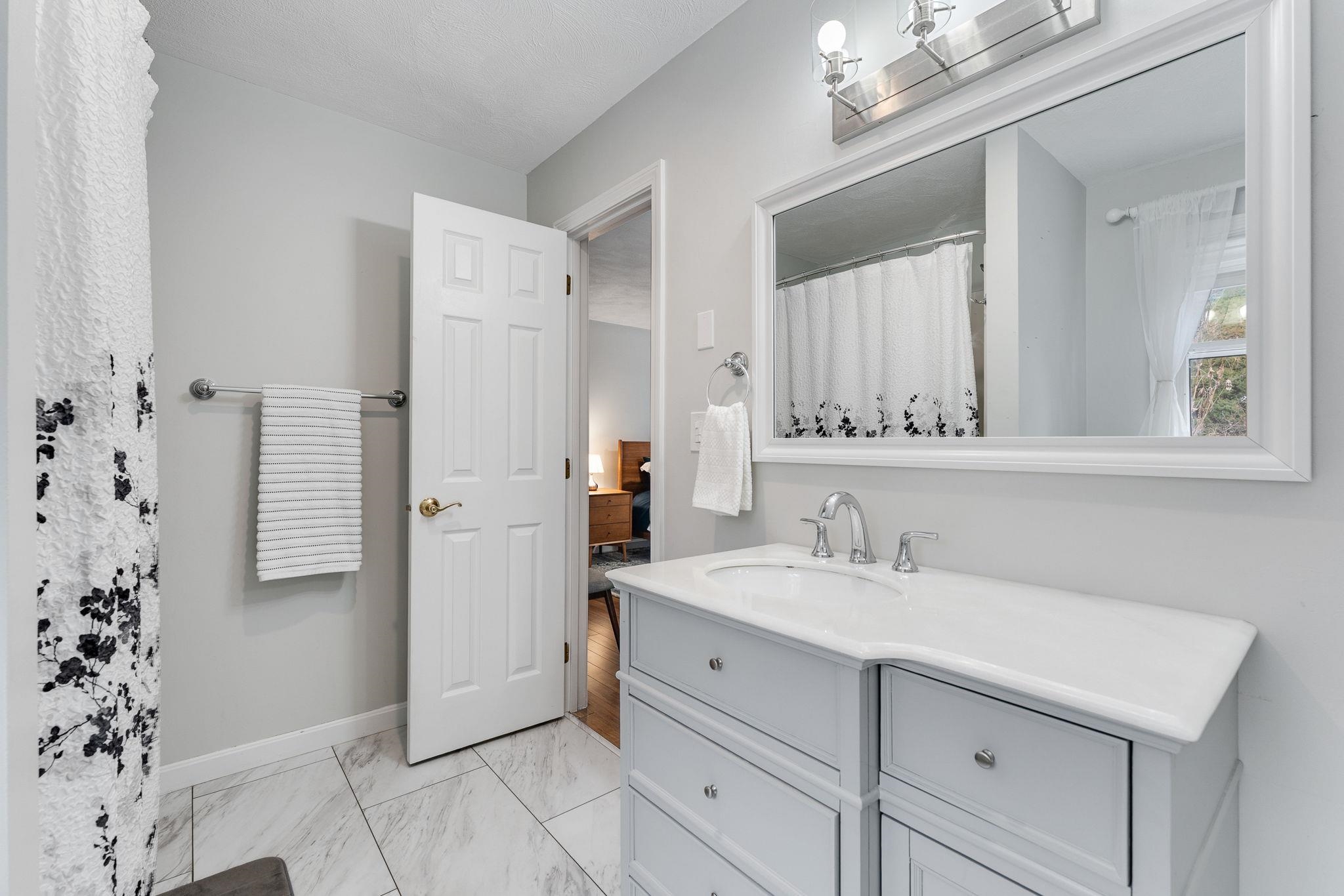 25 Pinewood Village Road, Unit 25 Lebanon, NH 03784 - Photo 19 of 22