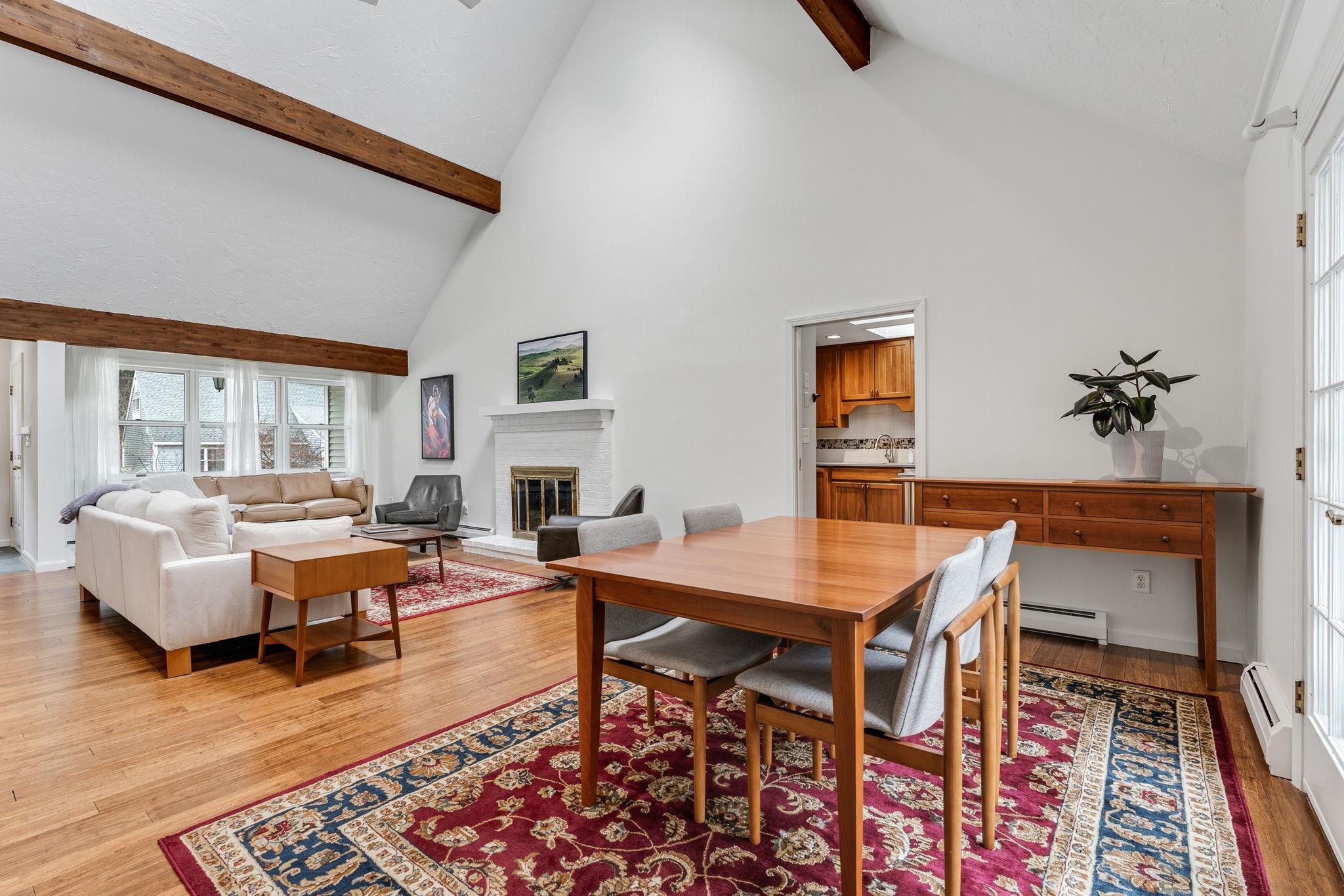 25 Pinewood Village Road, Unit 25 Lebanon, NH 03784 - Photo 8 of 22