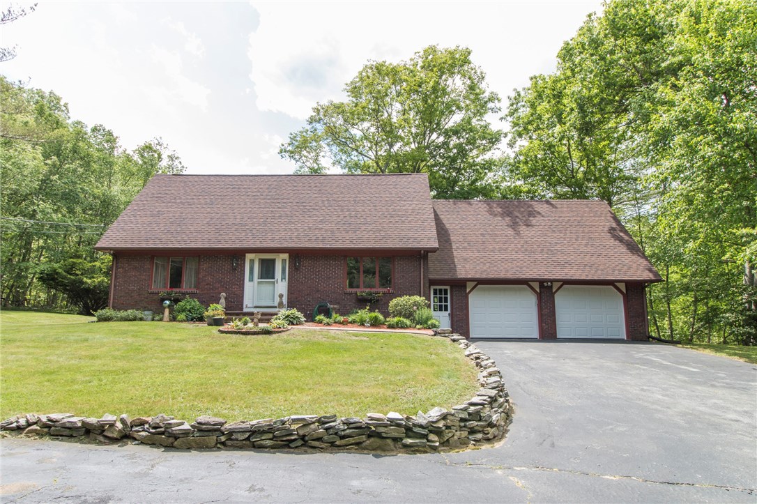 39 Knight Hill Road Scituate, RI 02815 - Photo 1 of 23 Gallery Image 1