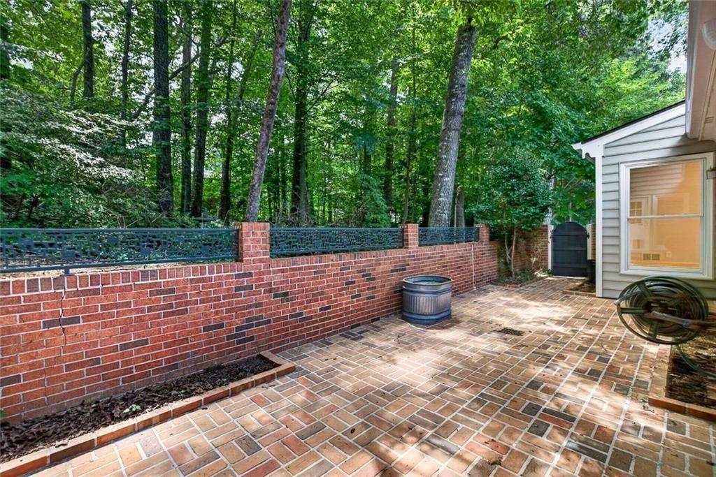 1855 Bedfordshire Court Decatur, GA 30033 - Photo 19 of 47