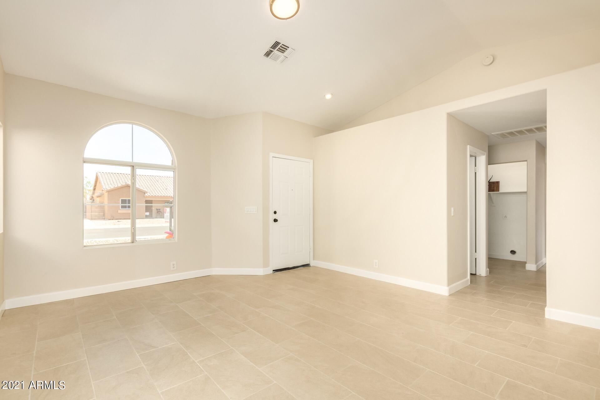 8414 West Monte Vista Road Phoenix, AZ 85037 - Photo 5 of 18 5 Monte Vista-