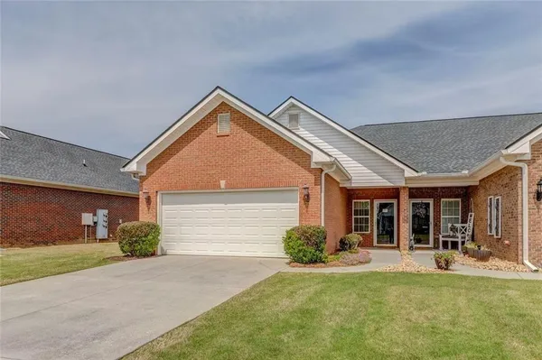 $279,999 | 606 Blackwood Terrace Southeast, Calhoun, GA 30701
