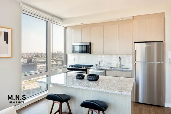 $4,420 | 22-44 Jackson Avenue, Unit 4123 | Long Island City