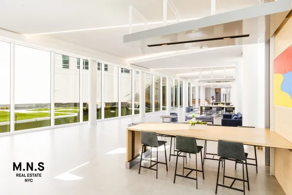 $4,420 | 22-44 Jackson Avenue, Unit 4123 | Long Island City