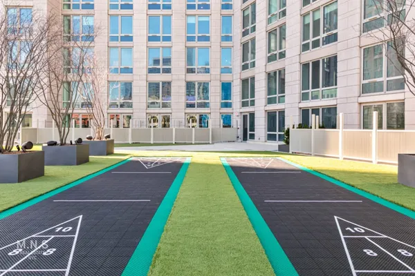 $4,420 | 22-44 Jackson Avenue, Unit 4123 | Long Island City