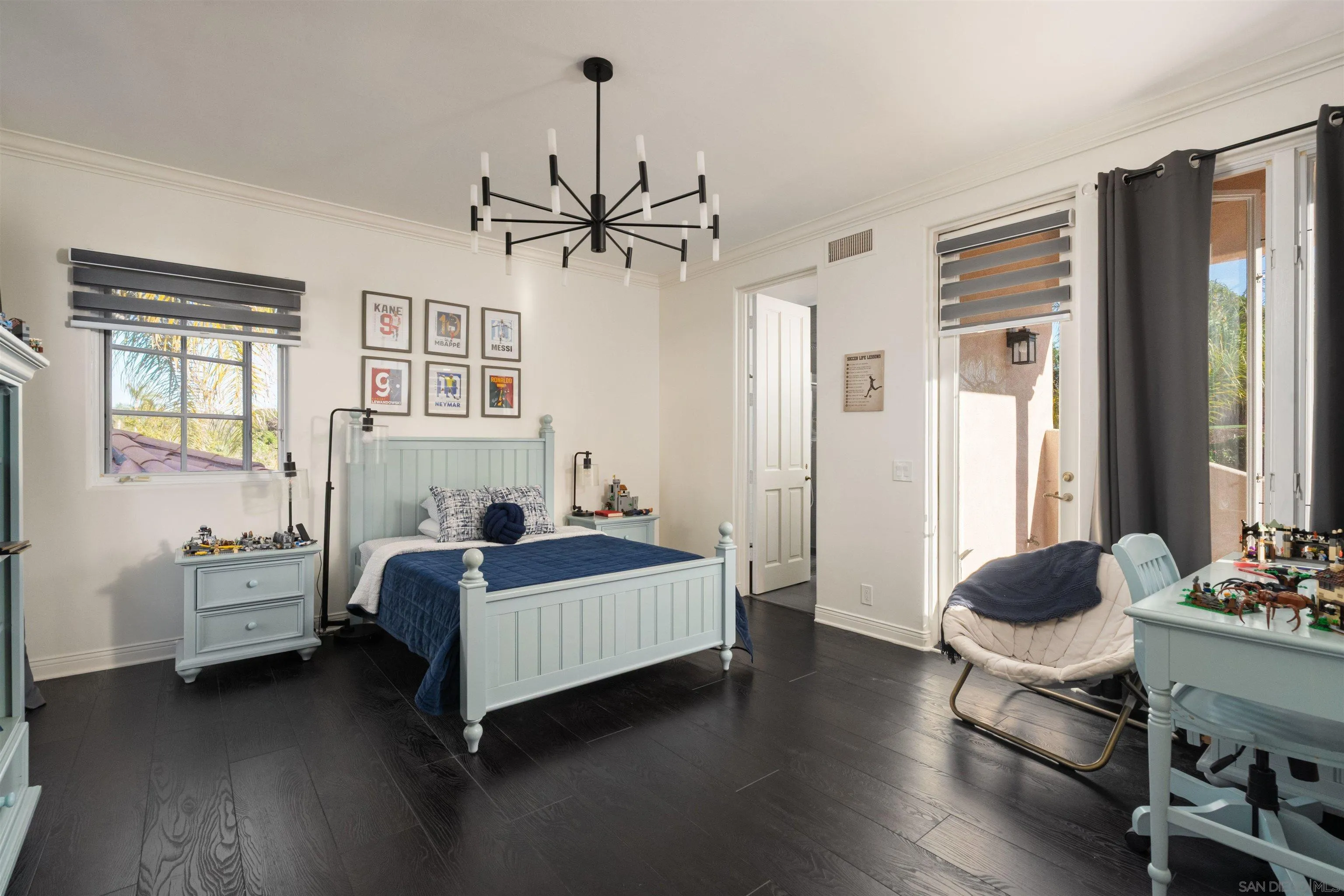 18136 Via Ascenso Rancho Santa Fe, CA 92067 - Photo 21 of 41 a bedroom with two beds and a window