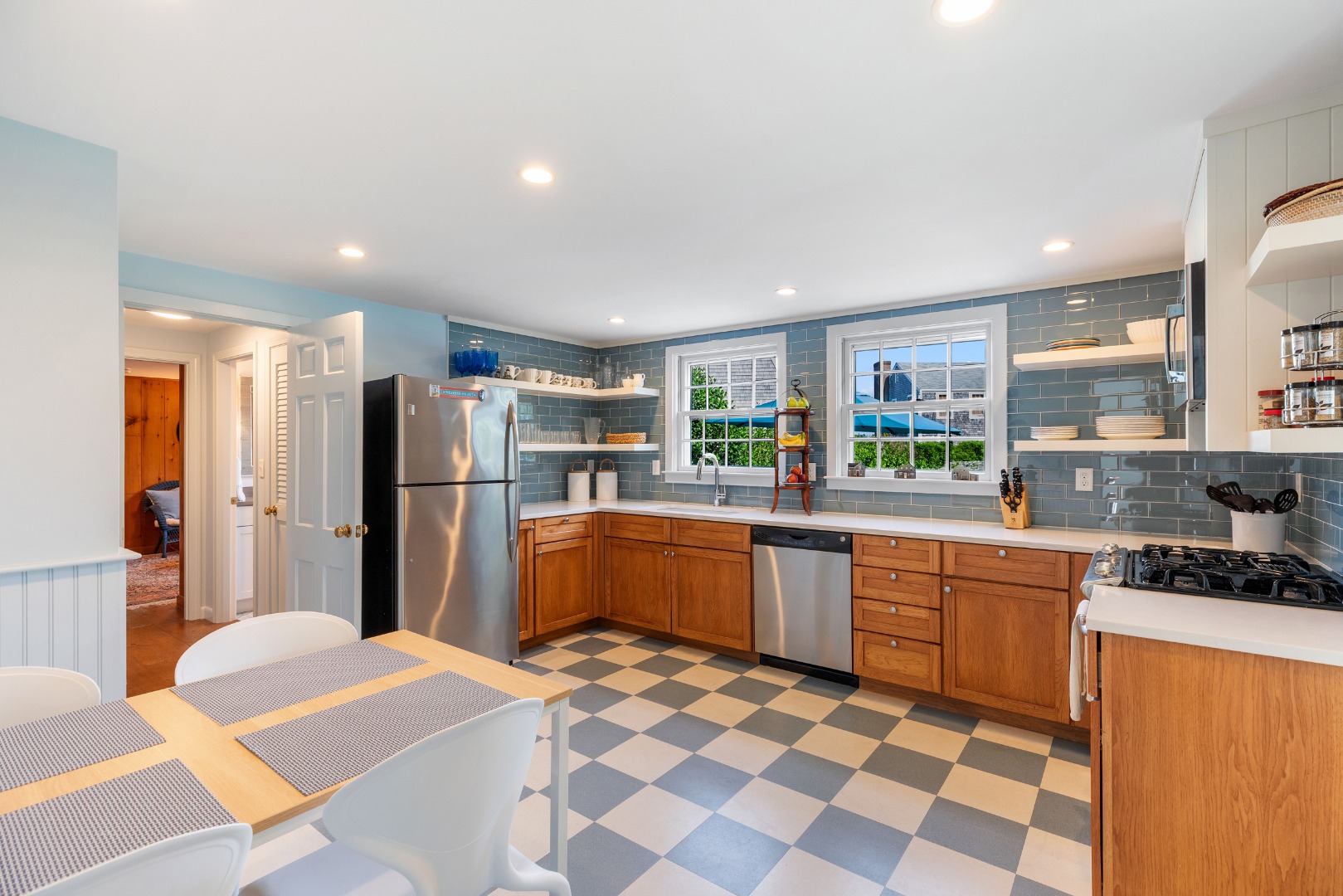 1 Gully Road Nantucket, MA 02554 - Photo 4 of 43 Gallery Image 4