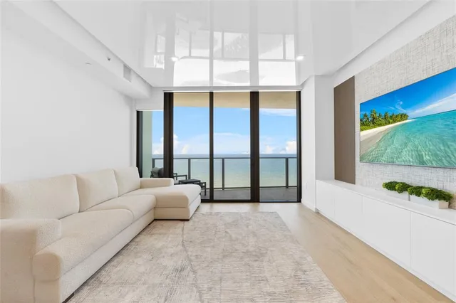 $2,995,000 | 1116 North Ocean Boulevard, Unit 904, Pompano Beach, FL 33062