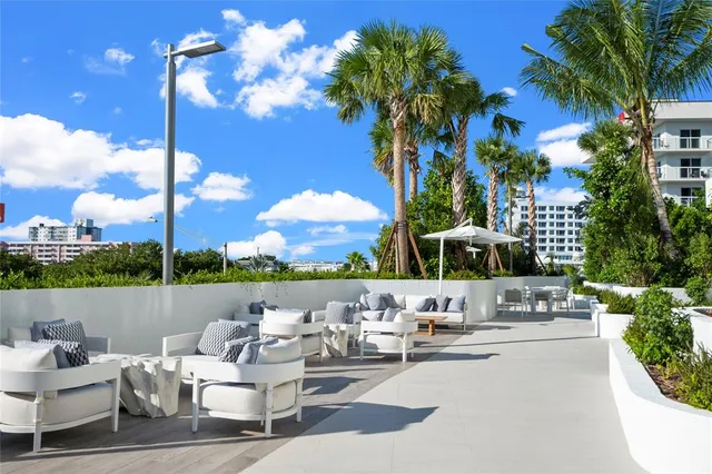 $2,995,000 | 1116 North Ocean Boulevard, Unit 904, Pompano Beach, FL 33062