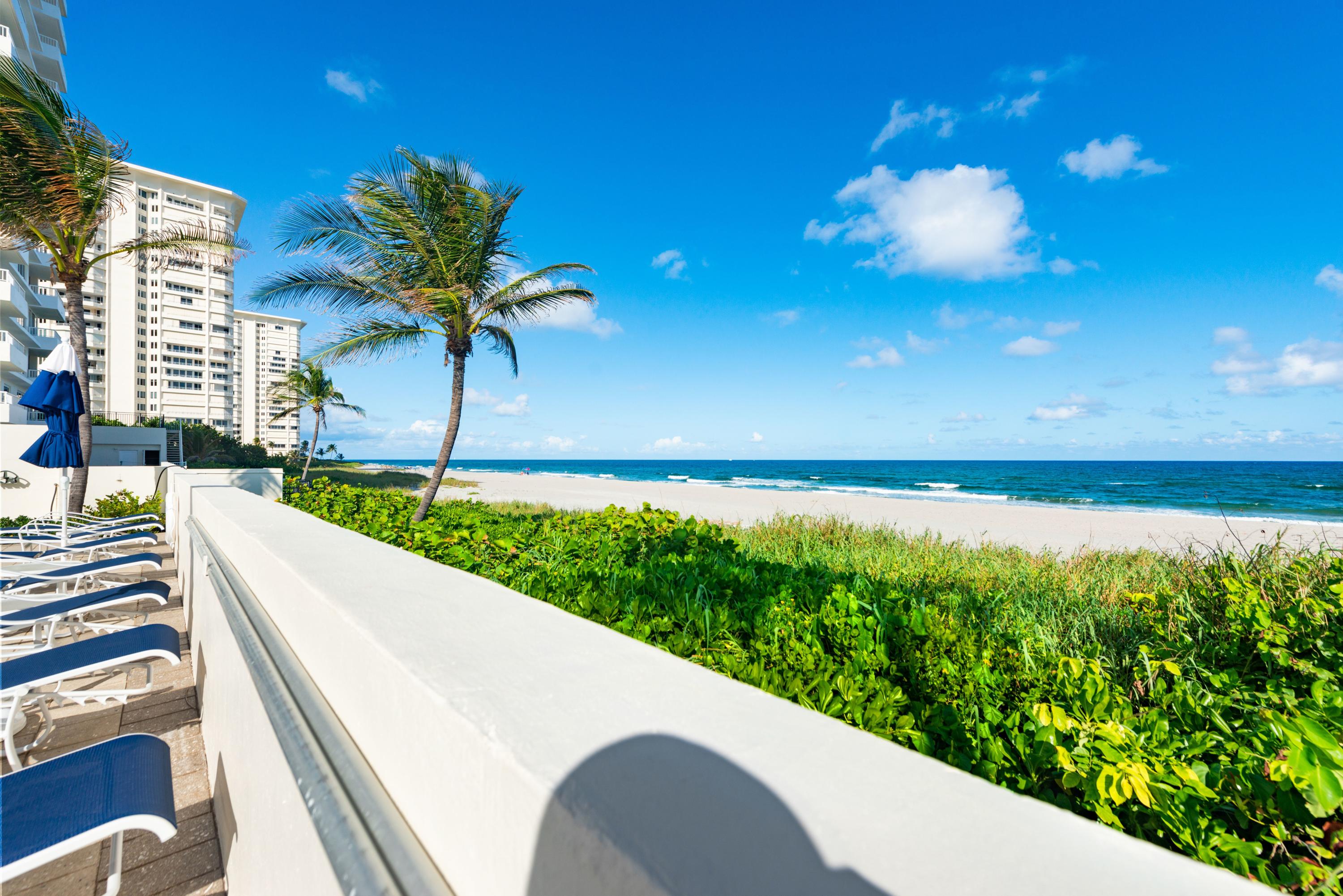 600 South Ocean Boulevard, Unit 1107 Boca Raton, FL 33432 - Photo 39 of 40 pool area