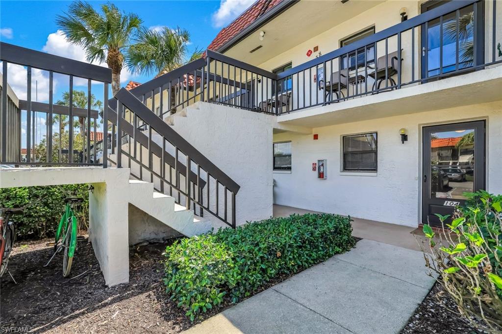4338 27th Court Southwest, Unit 104 Naples, FL 34116 - Photo 15 of 24