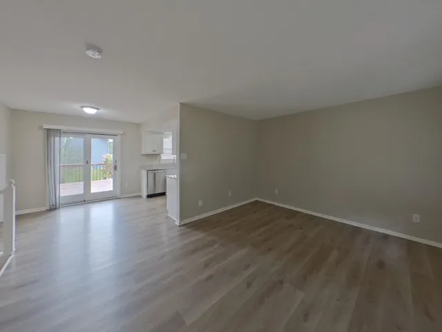 $2,219 | 2990 Payne Avenue, Little Canada, MN 55117