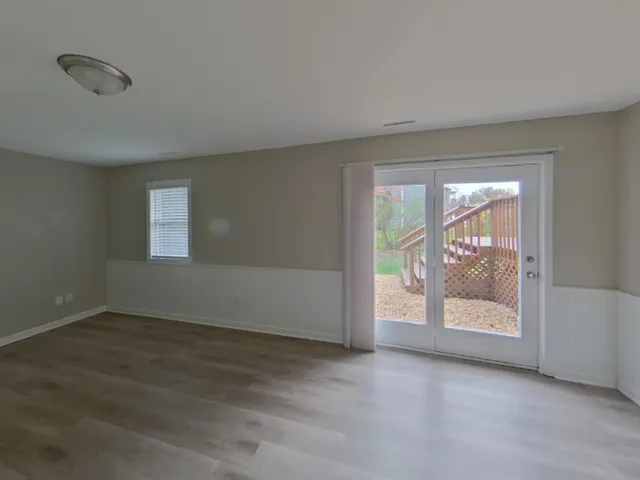 $2,219 | 2990 Payne Avenue, Little Canada, MN 55117