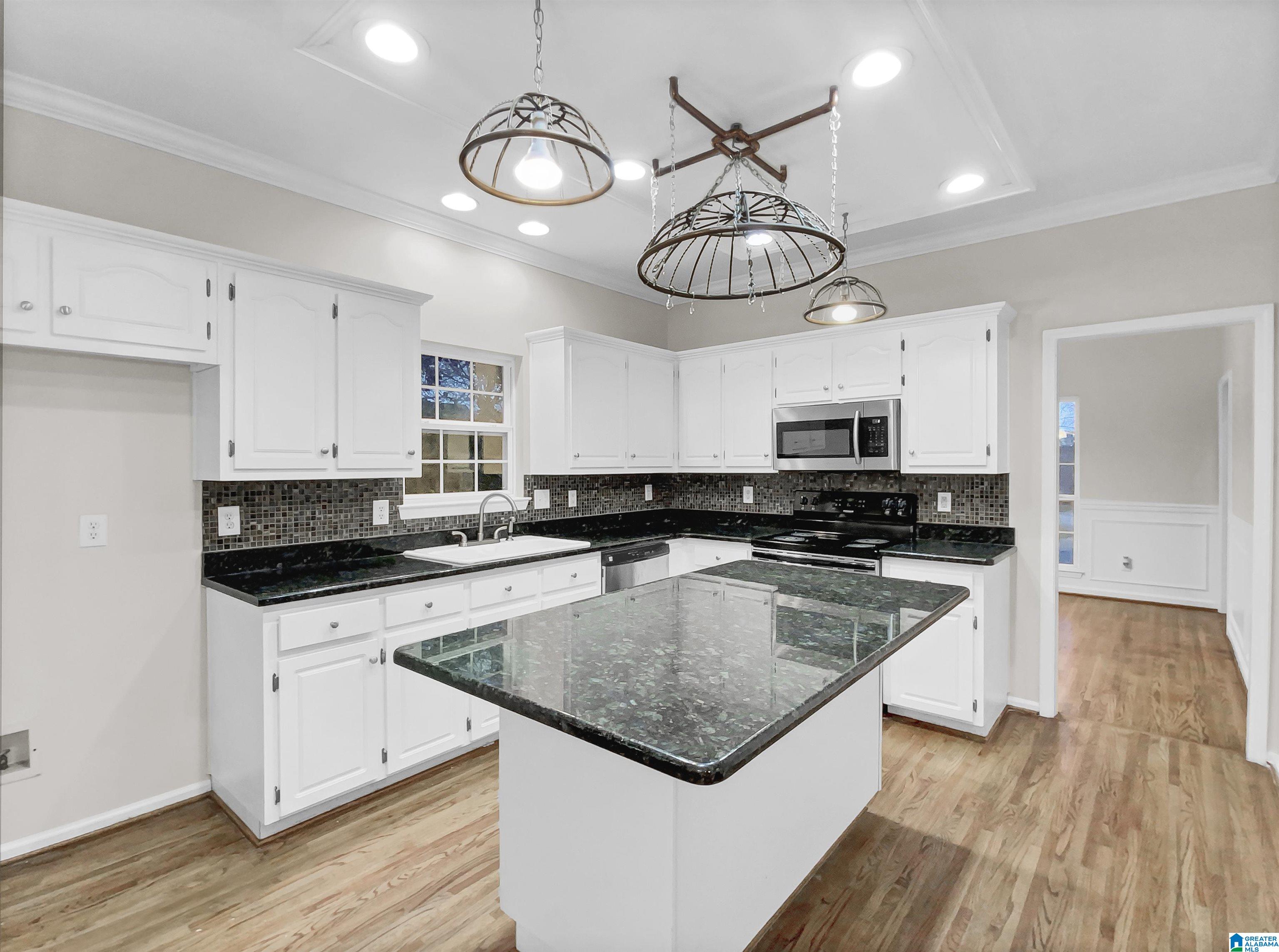 134 Brook Circle Chelsea, AL 35043 - Photo 4 of 26