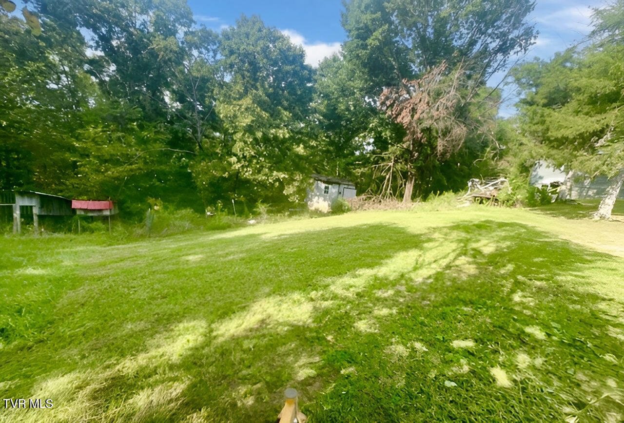 1642 Appian Road Bybee, TN 37713 - Photo 7 of 11 IMG_7664
