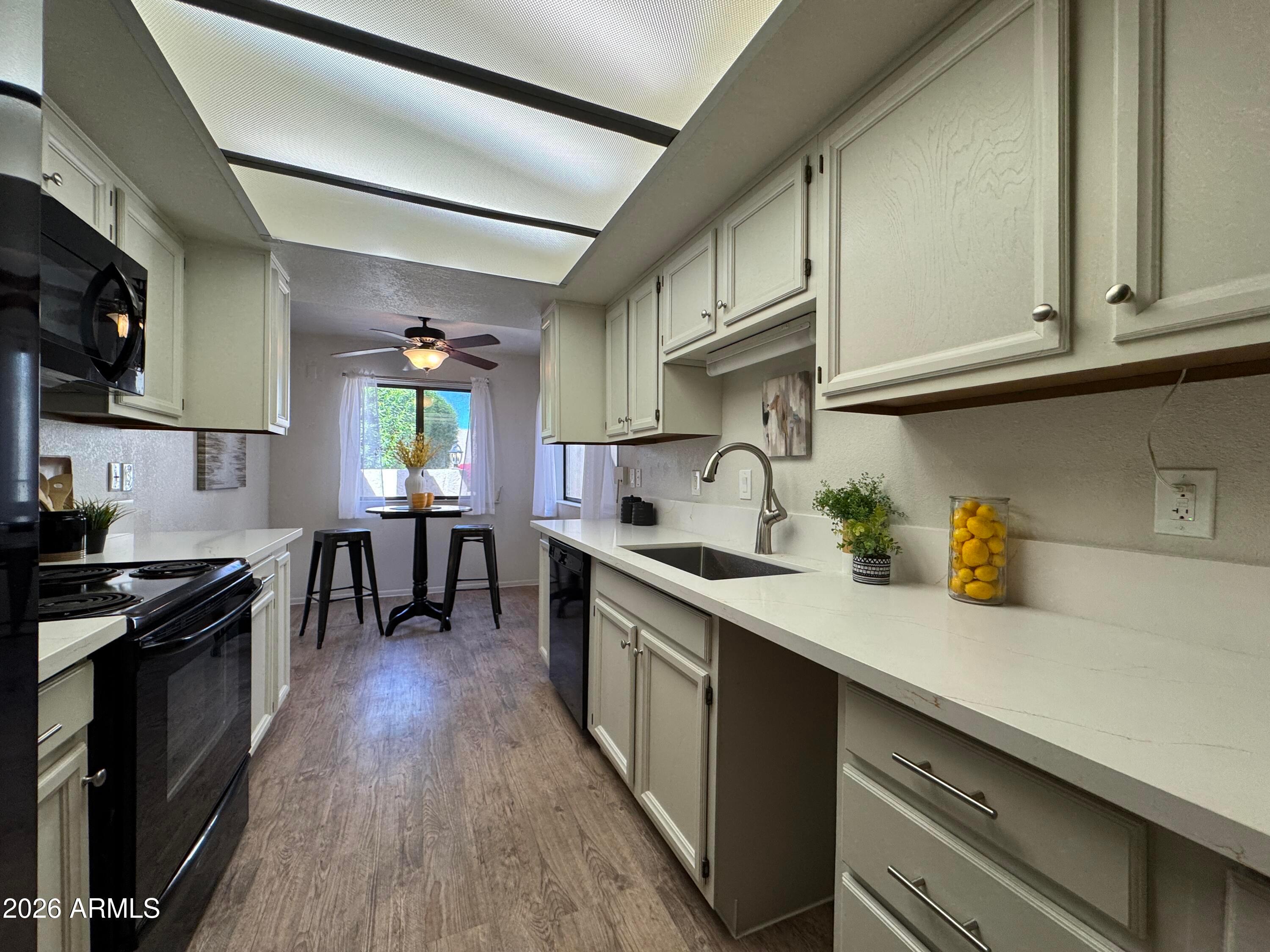 7843 East Valley View Road Scottsdale, AZ 85250 - Photo 6 of 27 Photo #6