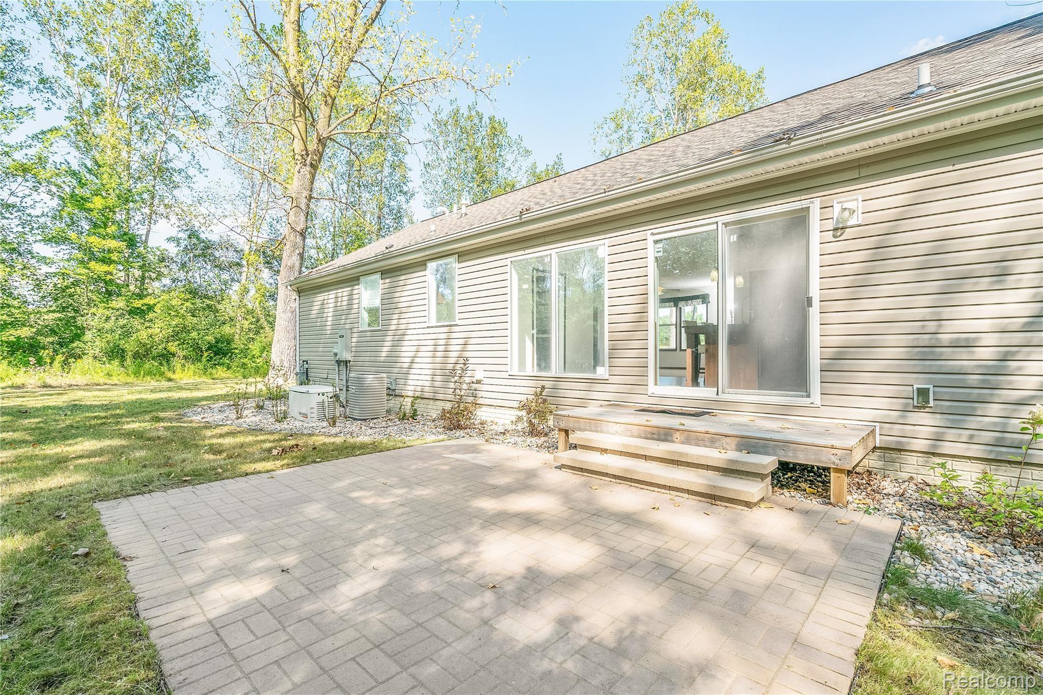 24326 Sumpter Road Belleville, MI 48111 - Photo 26 of 32 24326 Sumpter Rd-3141.jpg