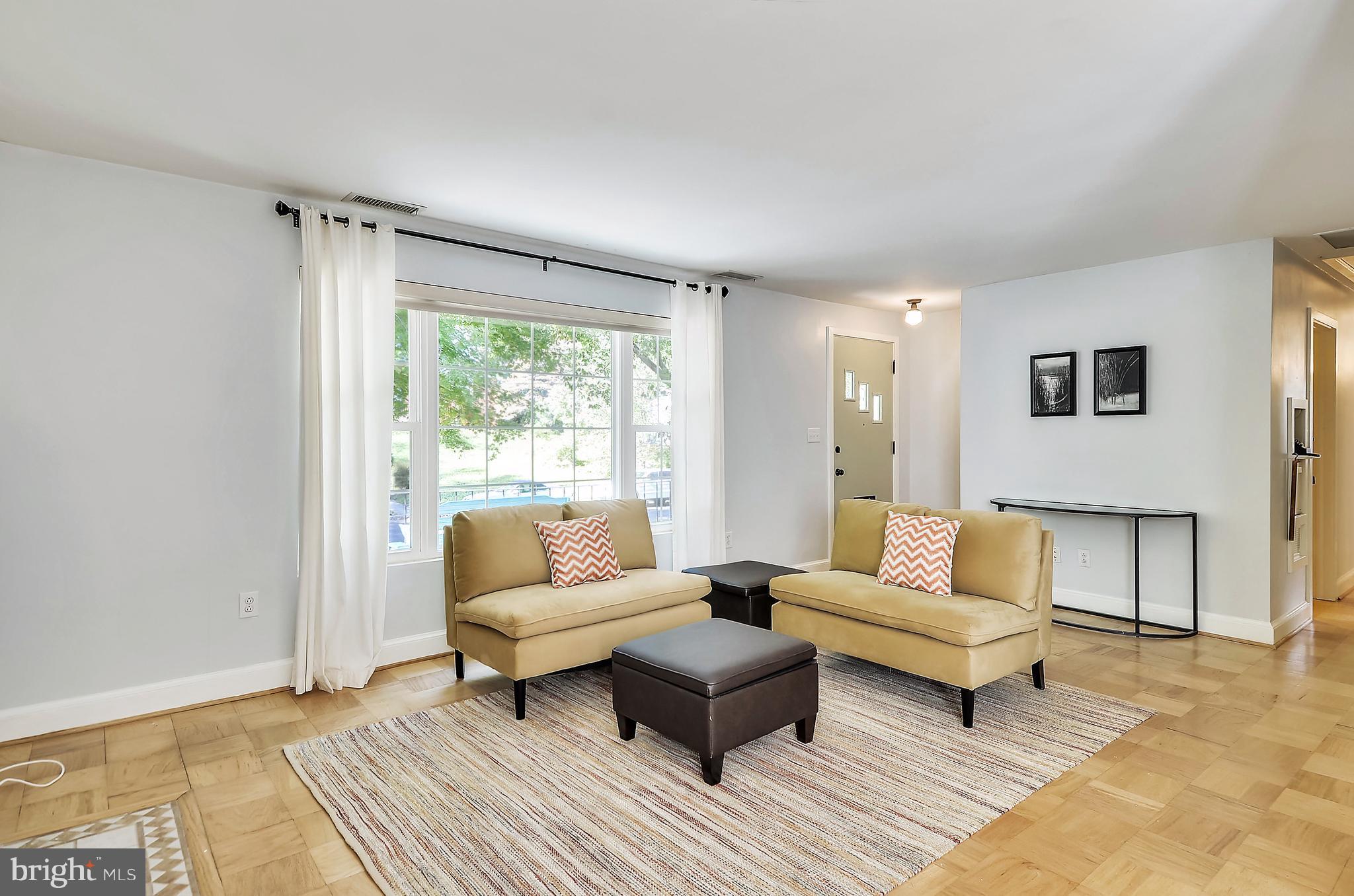 10313 Cherry Tree Lane Silver Spring, MD 20901 - Photo 8 of 26 Gallery Image 8