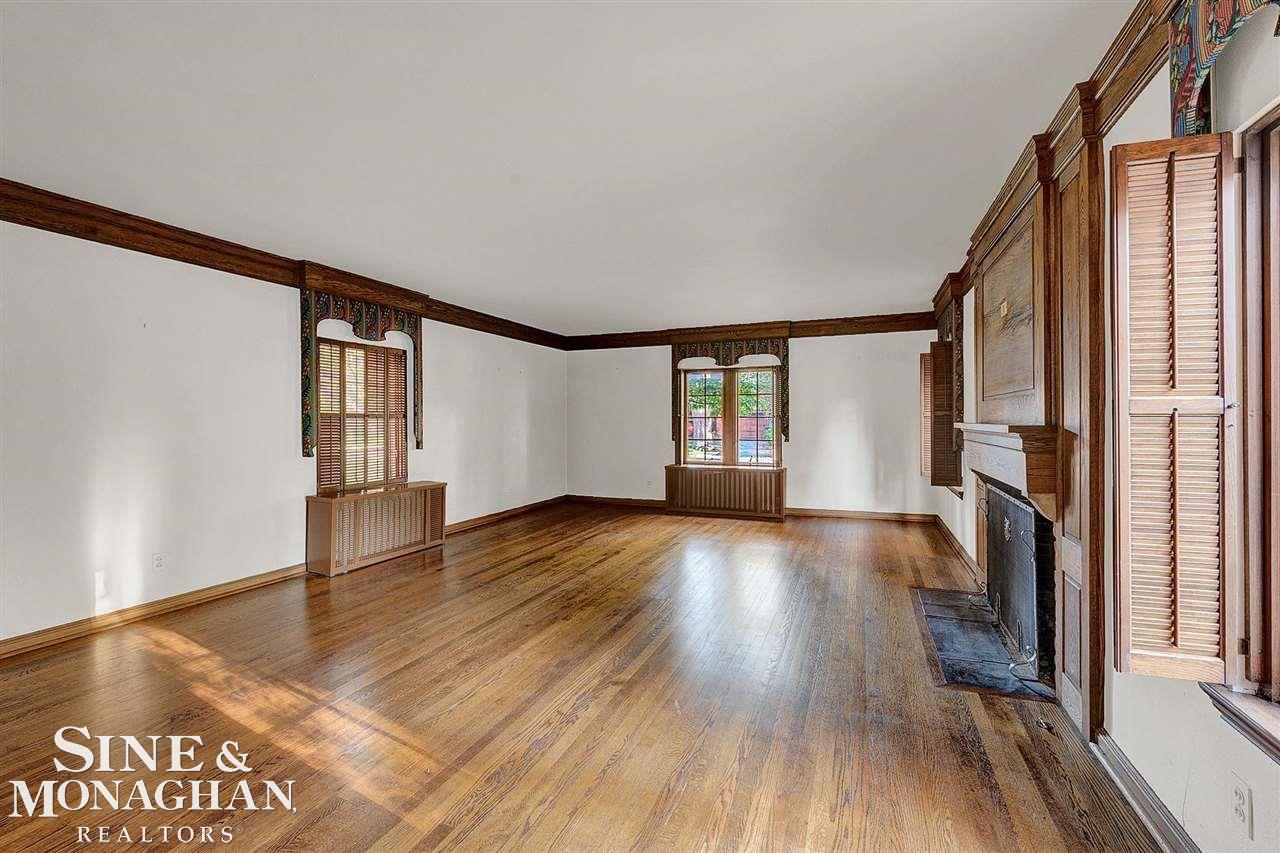 65 Moran Road Grosse Pointe Farms, MI 48236 - Photo 6 of 37