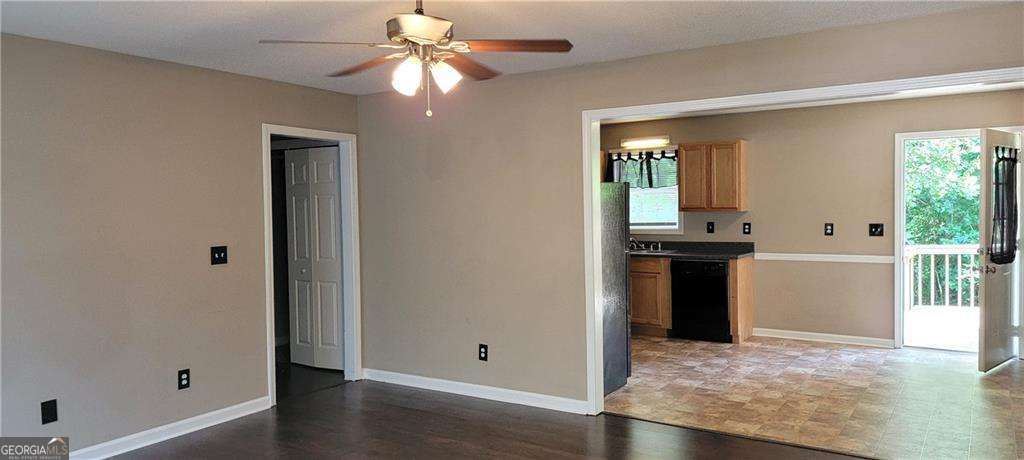 2325 Shady Grove Road, Unit B Carrollton, GA 30116 - Photo 11 of 16