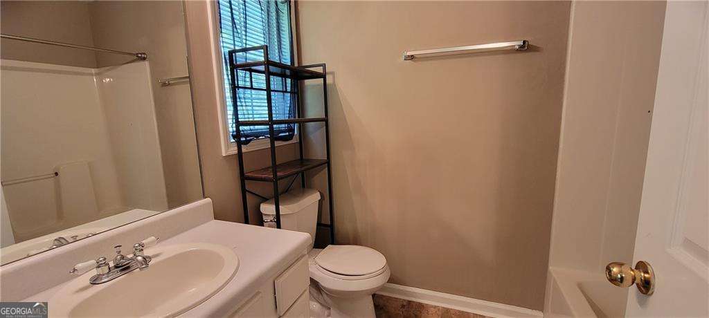 2325 Shady Grove Road, Unit B Carrollton, GA 30116 - Photo 5 of 16