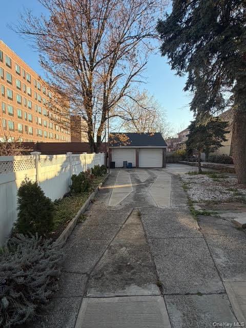 686 East 239th Street Bronx, NY 10470 - Photo 25 of 30 a view of a outdoor space with a lake view