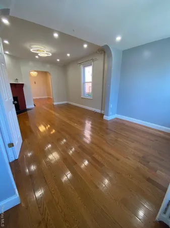 $925,000 | 686 East 239th Street | Wakefield