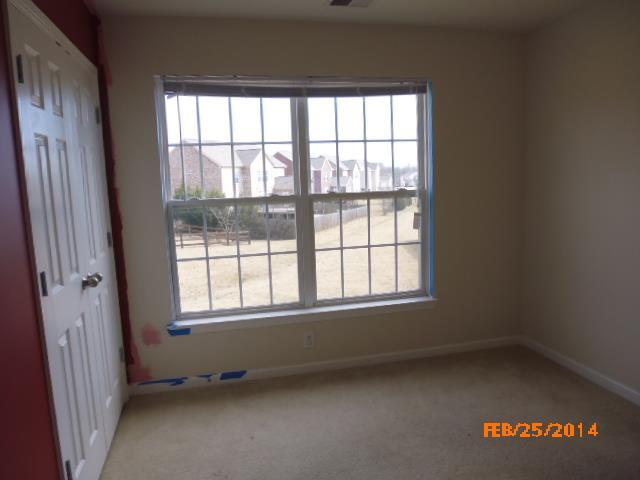 2002 Silverton Circle Spring Hill, TN 37174 - Photo 14 of 17 an empty room with a window
