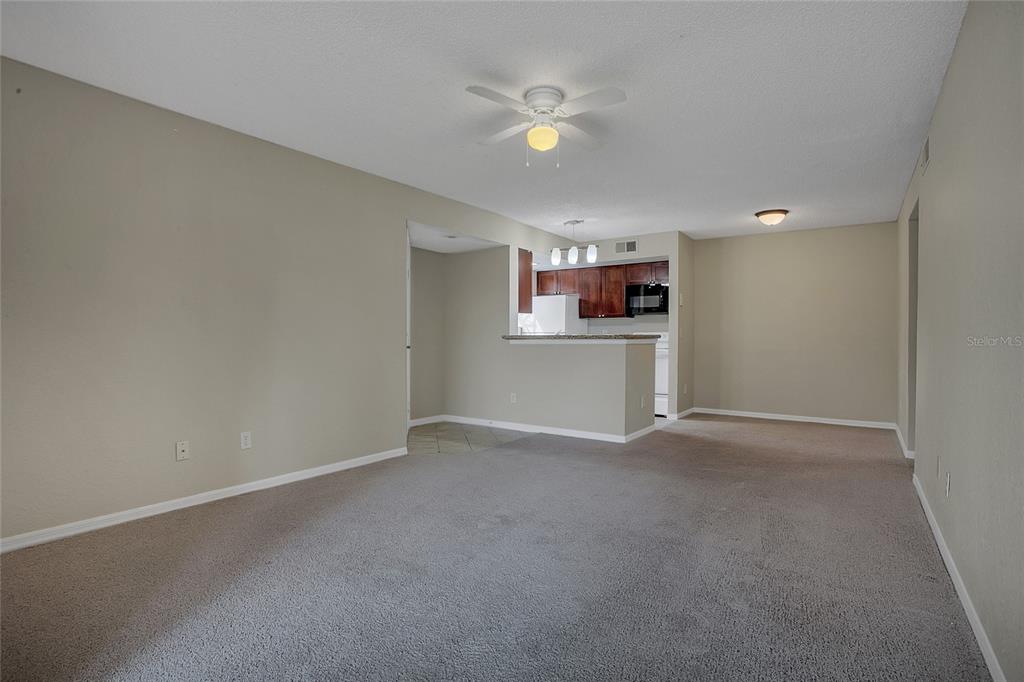 5164 Conroy Road, Unit 31 Orlando, FL 32811 - Photo 3 of 10 Gallery Image 3