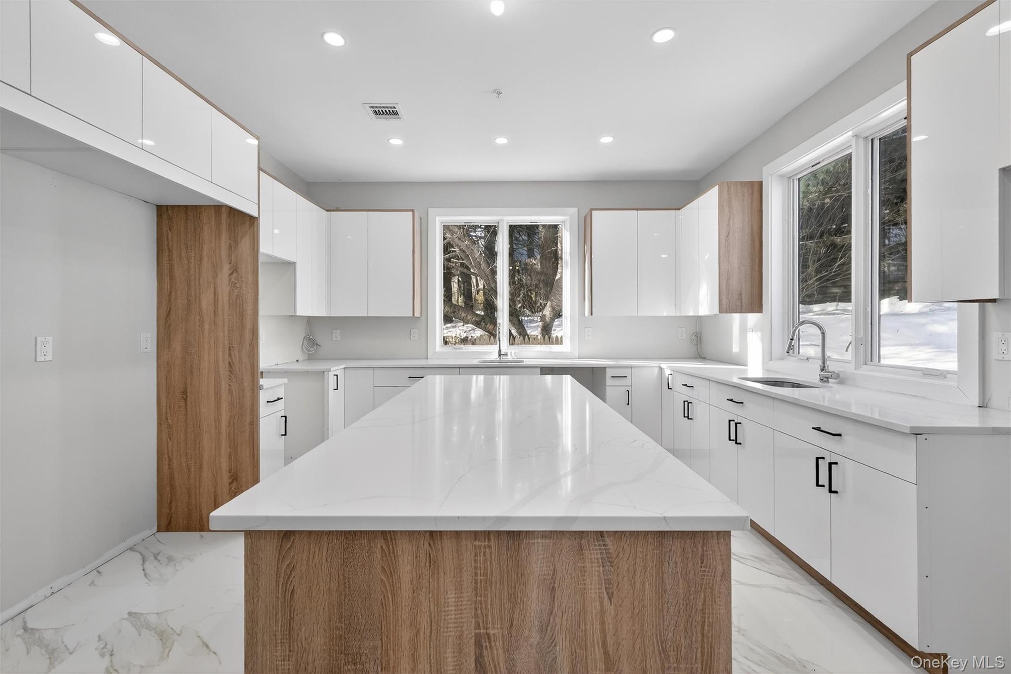 35 South Cole Avenue, Unit 201 Spring Valley, NY 10977 - Photo 8 of 50