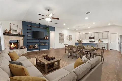 $2,300 | 3421 Riverside Drive, Aubrey, TX 76227